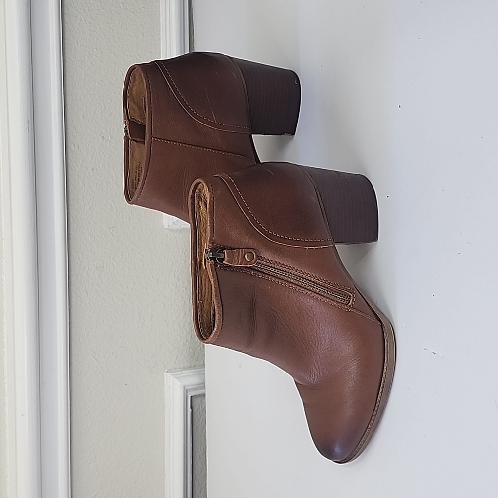 Softt Since 1927 Women Brown Leather Ankle Boots With Side Zipper Size 10M